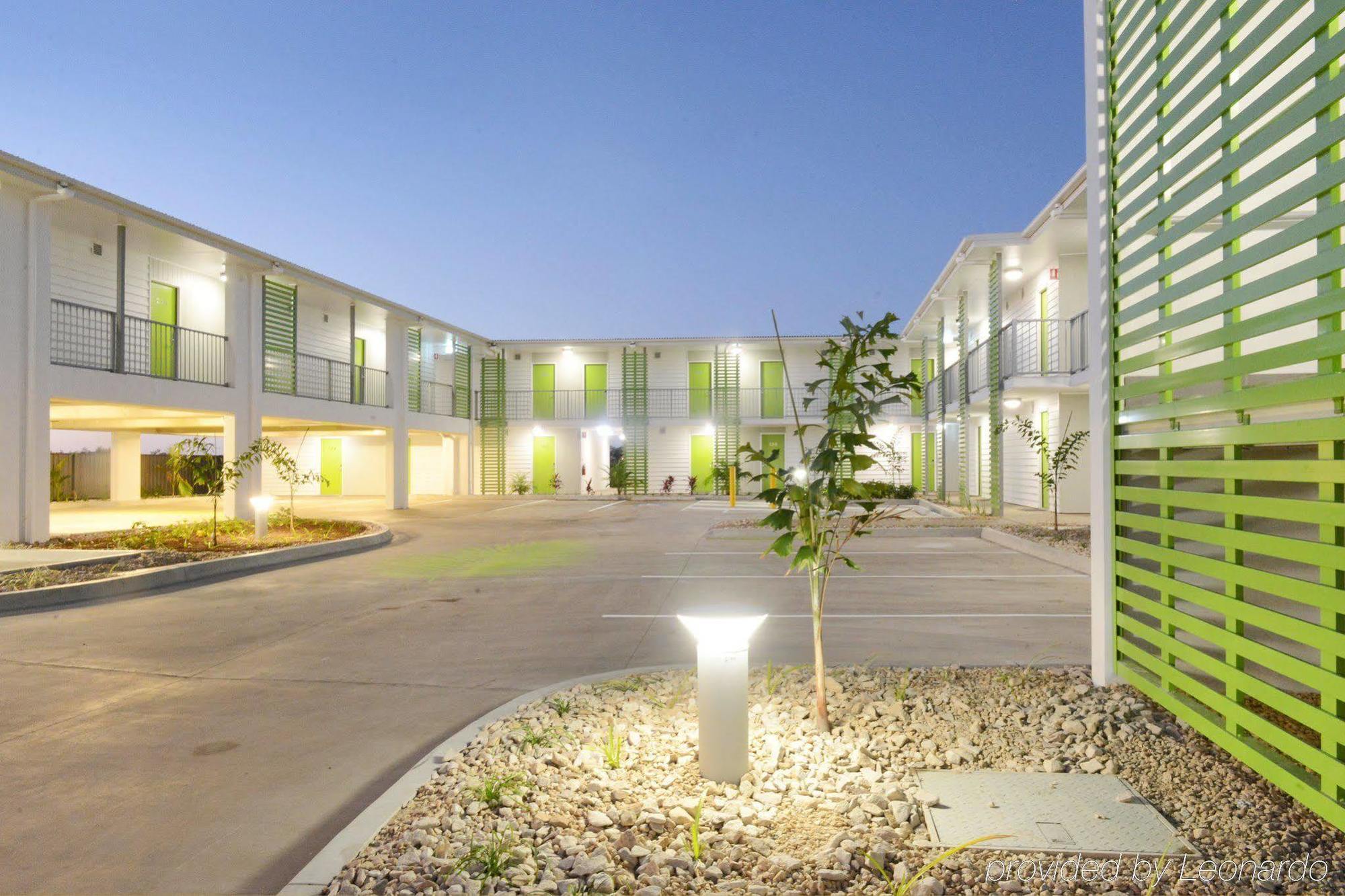 Mackay Oceanside Central Hotel Exterior foto