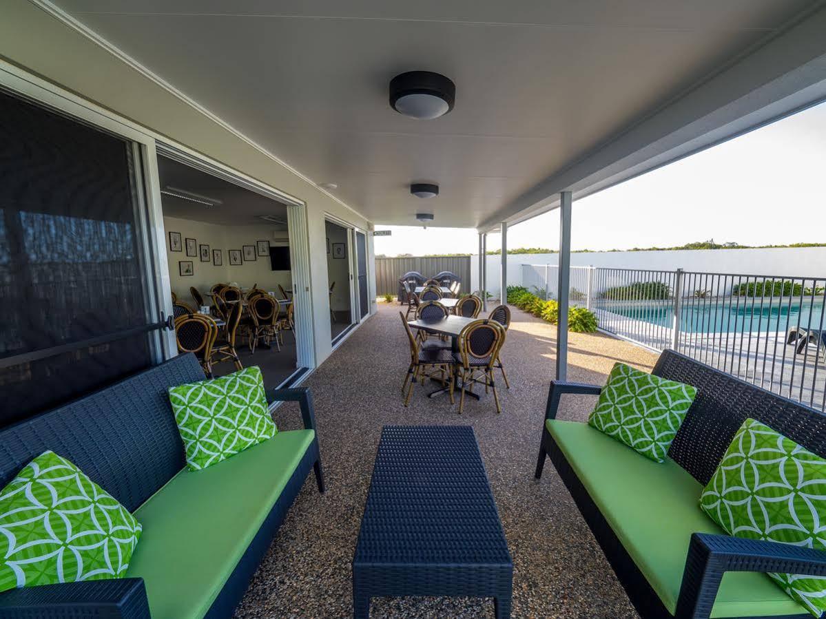 Mackay Oceanside Central Hotel Exterior foto